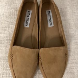 Steve Madden Women's Feather Loafer Flat